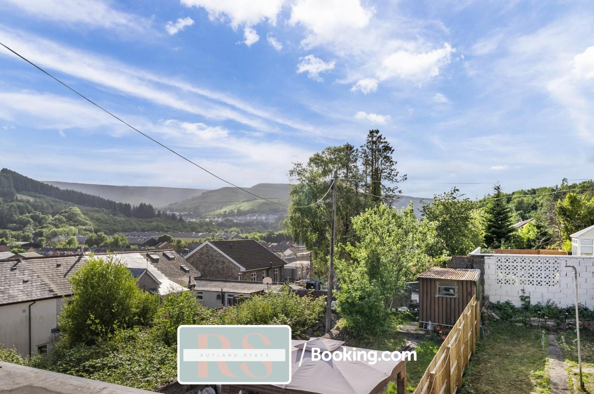 Contractors Accommodation South Wales By Rutland Stays Short Lets & Serviced Accommodation Pentre Treorky Exteriér fotografie