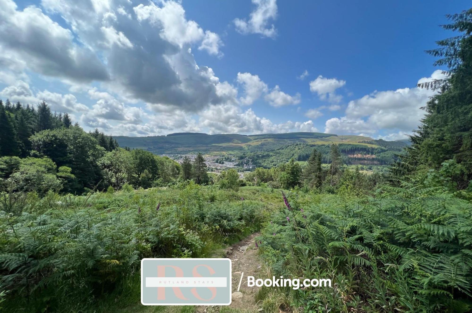 Contractors Accommodation South Wales By Rutland Stays Short Lets & Serviced Accommodation Pentre Treorky Exteriér fotografie