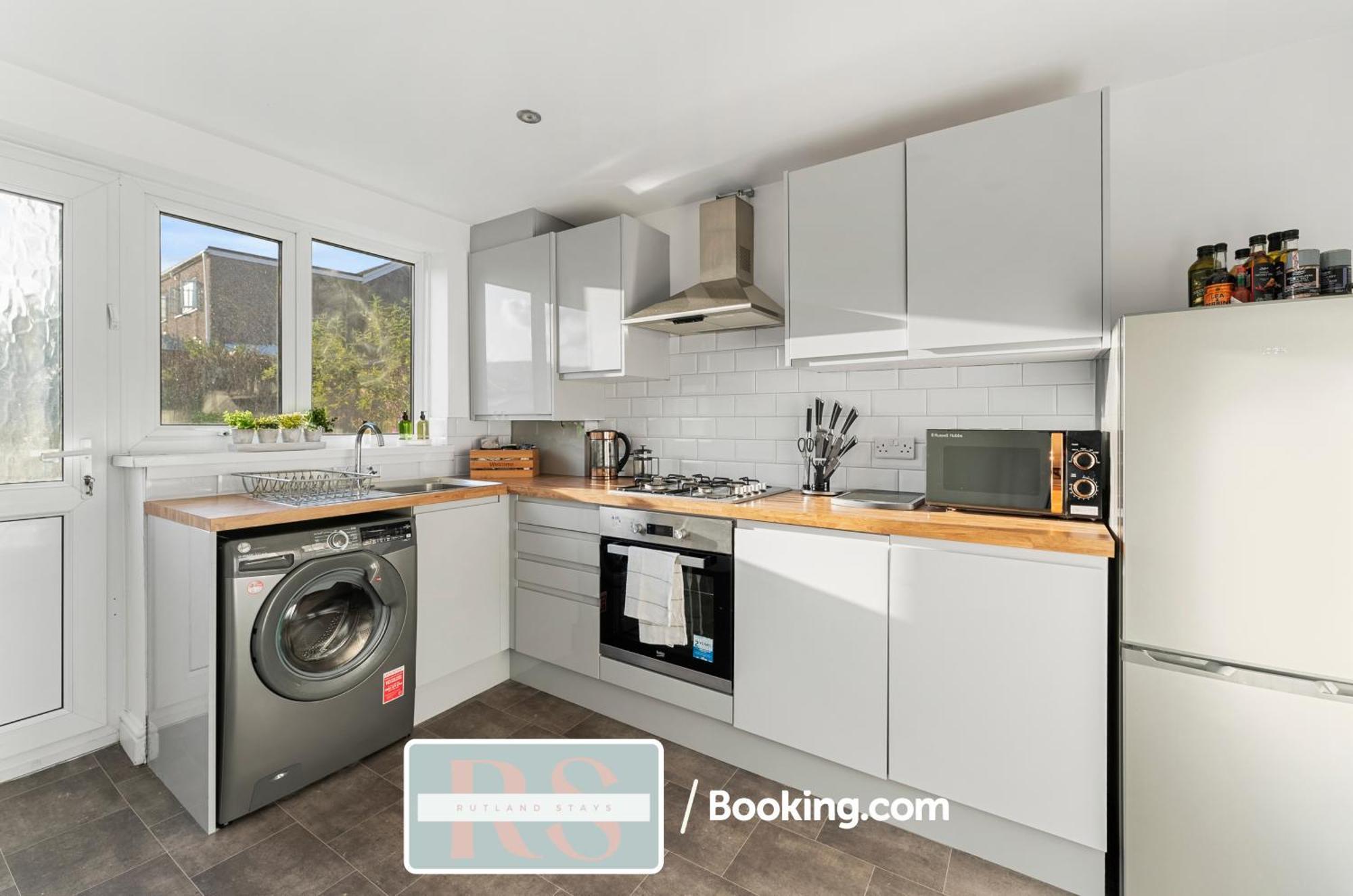 Contractors Accommodation South Wales By Rutland Stays Short Lets & Serviced Accommodation Pentre Treorky Exteriér fotografie